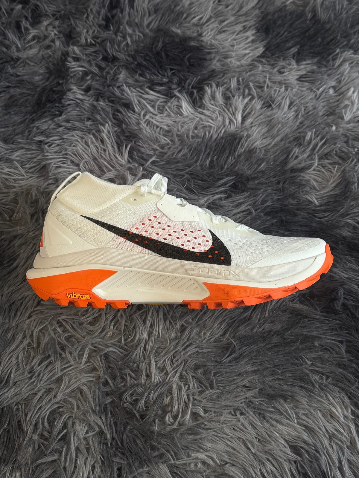 Nike ACG Zegama Trail Summit White Black Phantom